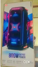 JBL party box