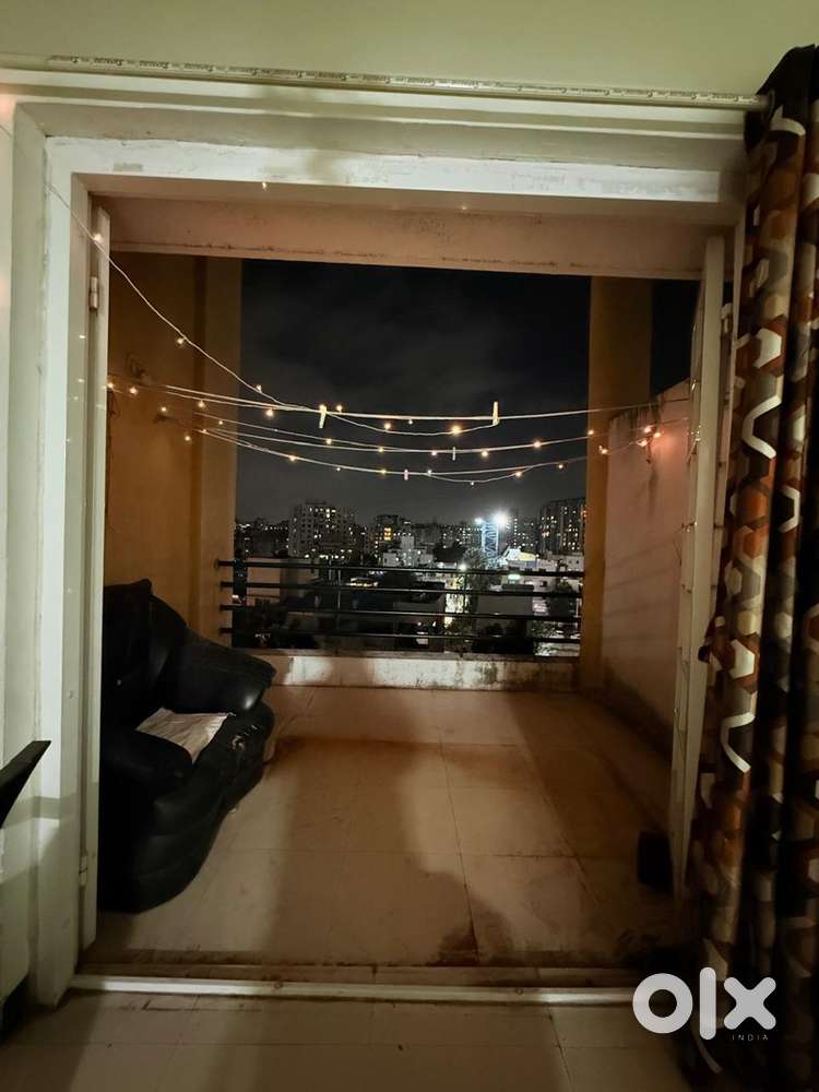 Looking for 1 Male flatemate in 2 Bhk fully furnished flat