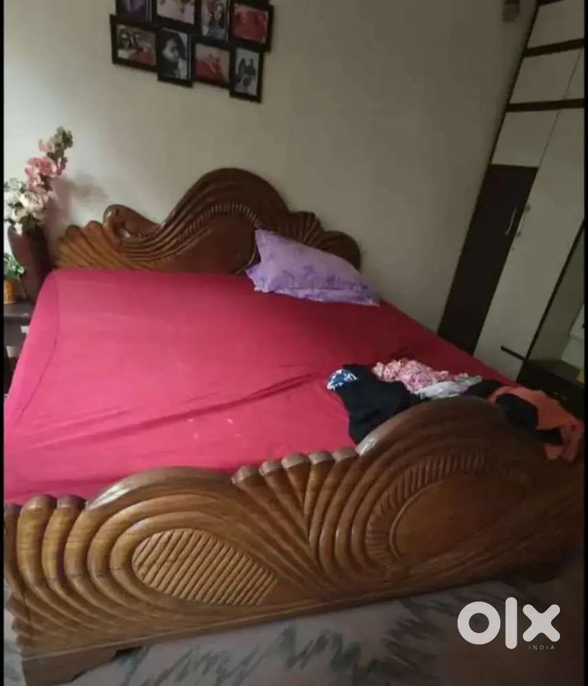 Box bed( king size)