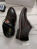 Brand new Lee cooper shoes 10 no price fix