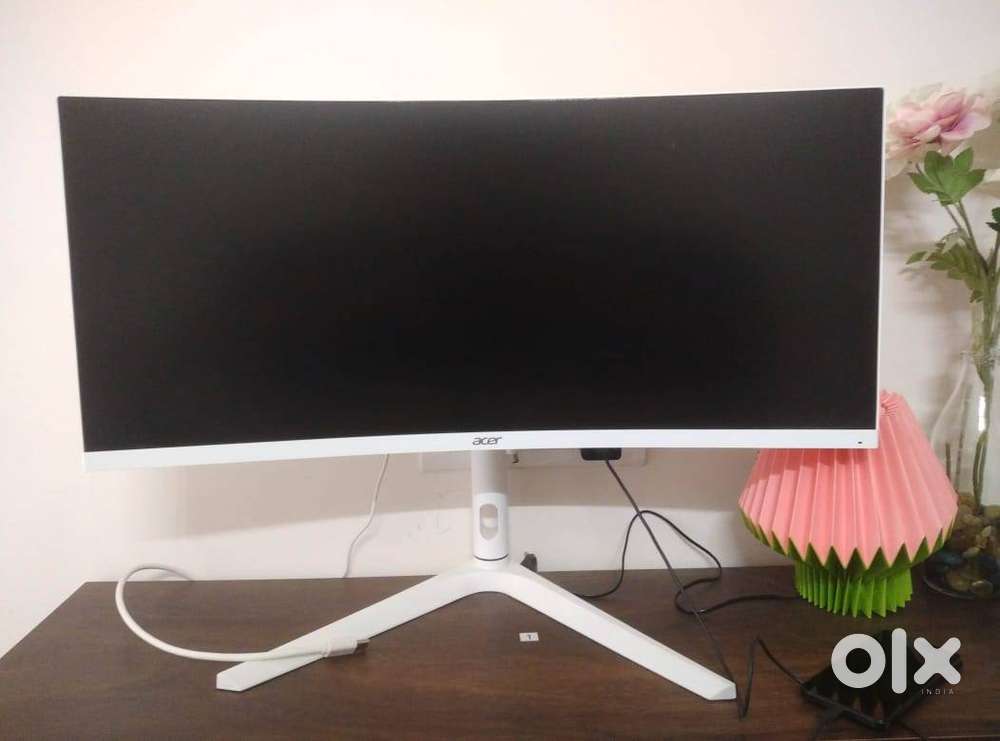 WANT TO SELL MY NEW DESKTOP @ 11,500 (NON NEGOTIABLE)