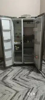 Lg side by side