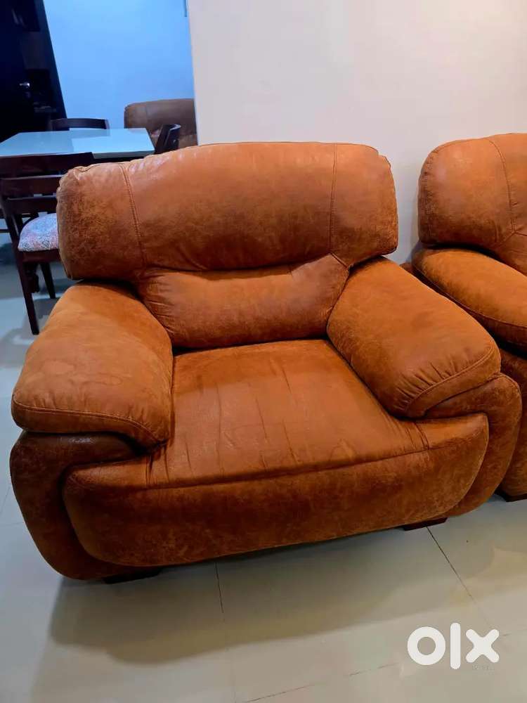 Sofa Set ( 3+1+1 seater)