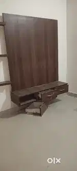 TOLET 1BHK SEMI NR GAUR CHOWK 8500