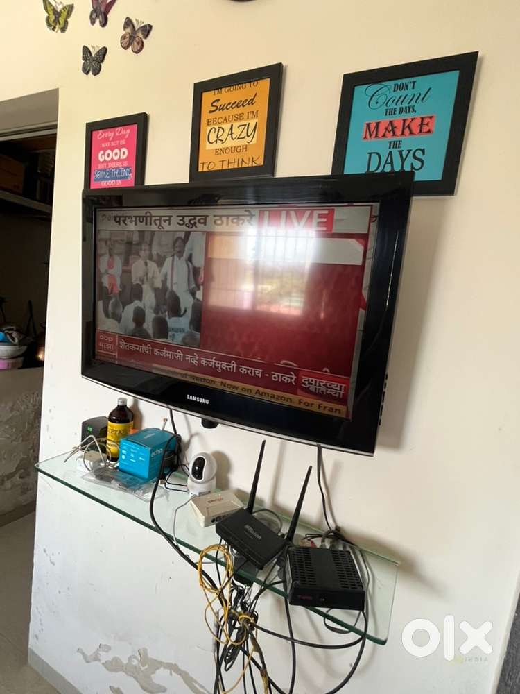 LED Samsung 32 inch Television for sale