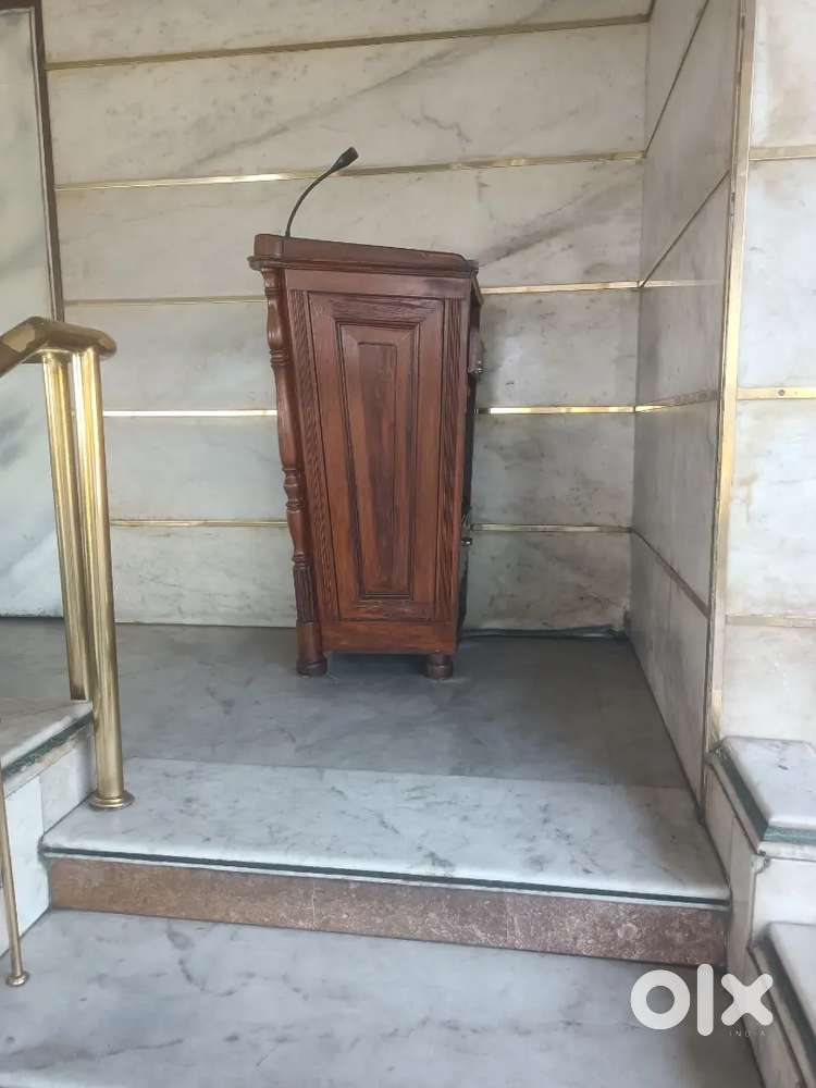 Need valet parking drivers