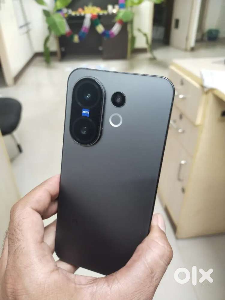 Vivo x200 FE