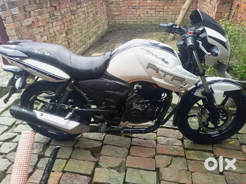 Bike chalne me mast hai