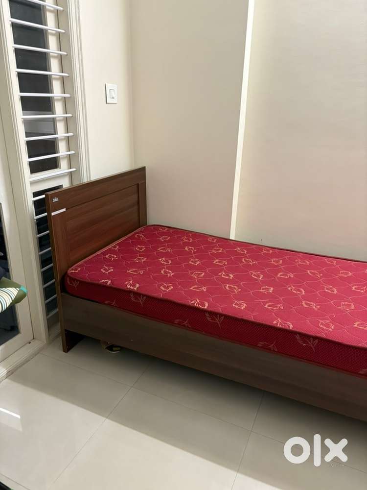 Single Cot with Mattress for Sale