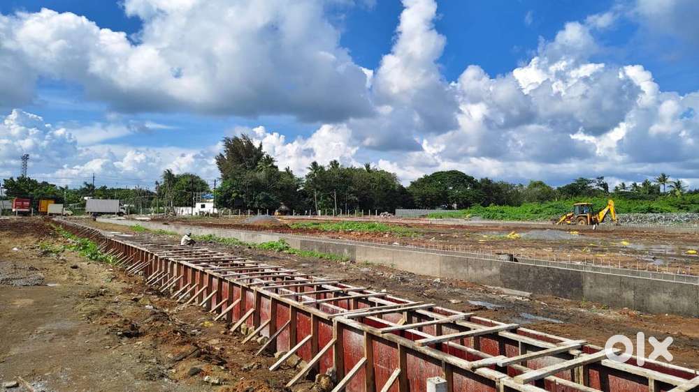 Maraimalainagar SIPCOT Industrial Plot for Sale just Walkable to GST