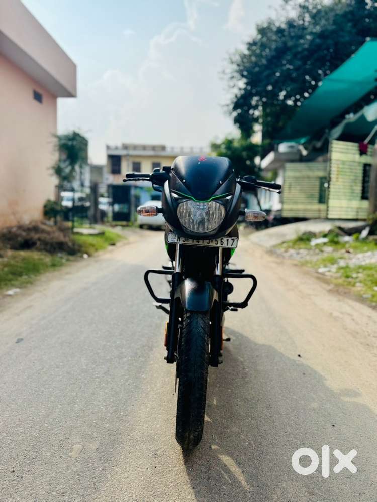 Bajaj Pulsar 125