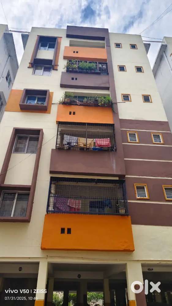 2 bhk flat for sale