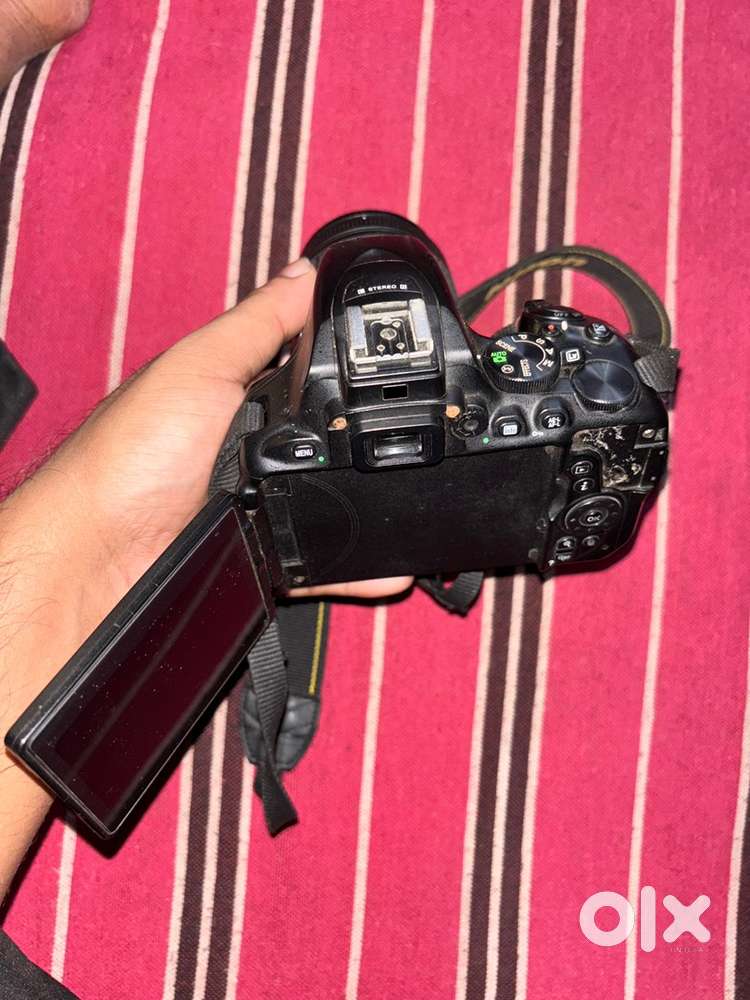 NIKON D5600 DSLR CAMERA