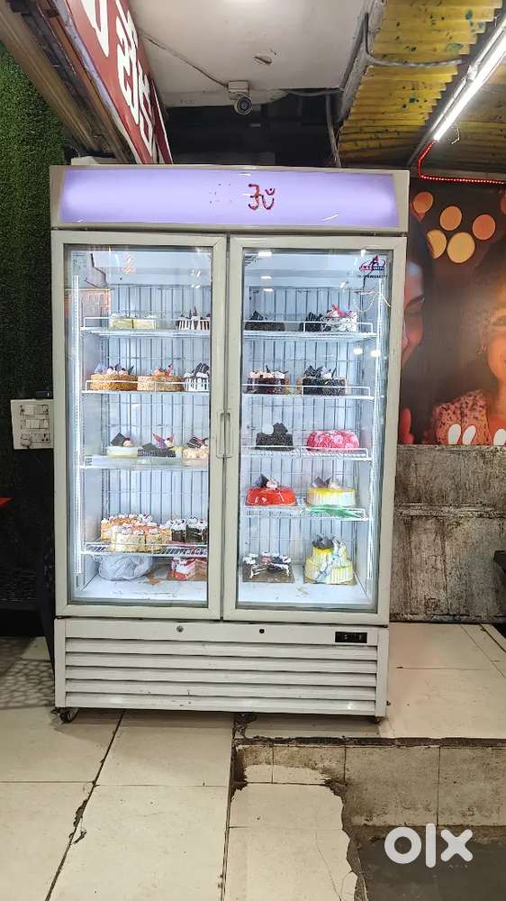 double door glass fridge