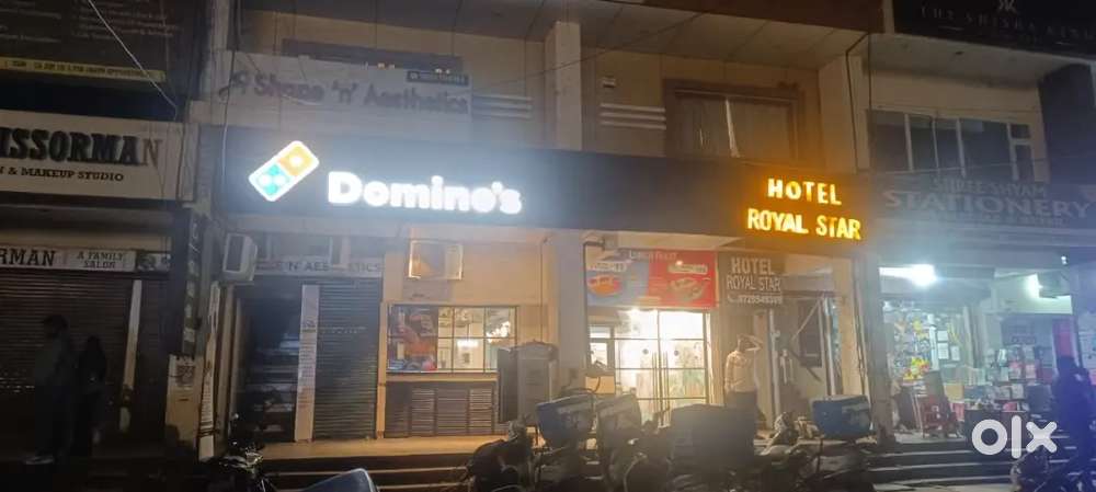 FOOD Delivery person