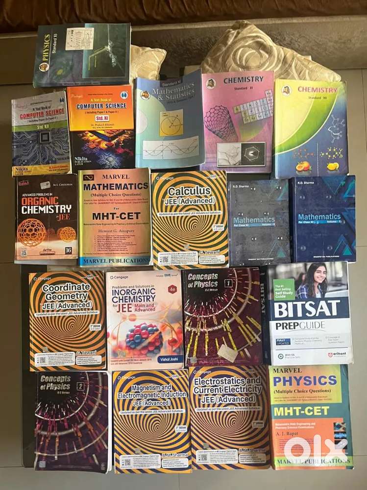 Books for JEE, Bits and MH CET entrance exam