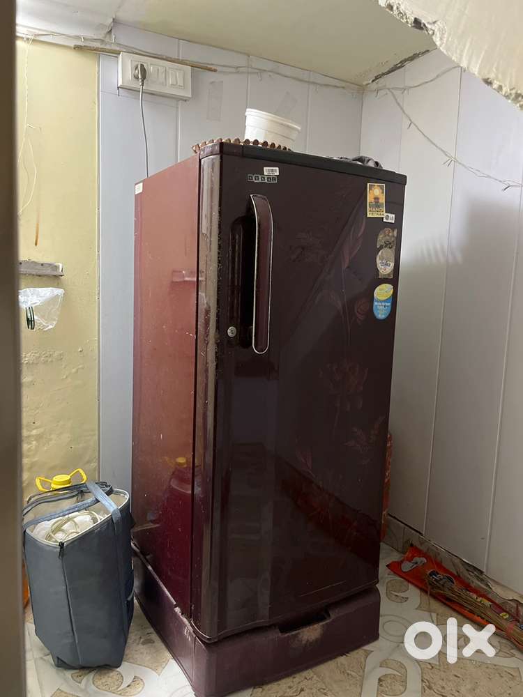 Lg fridge red color