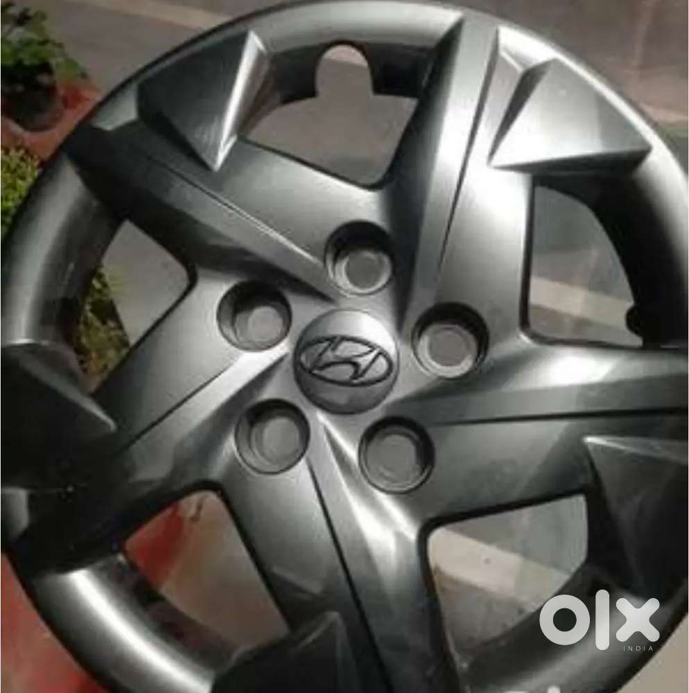 Hyundai Verna 15 inch wheel rim+ wheel cover original parts with Hyund