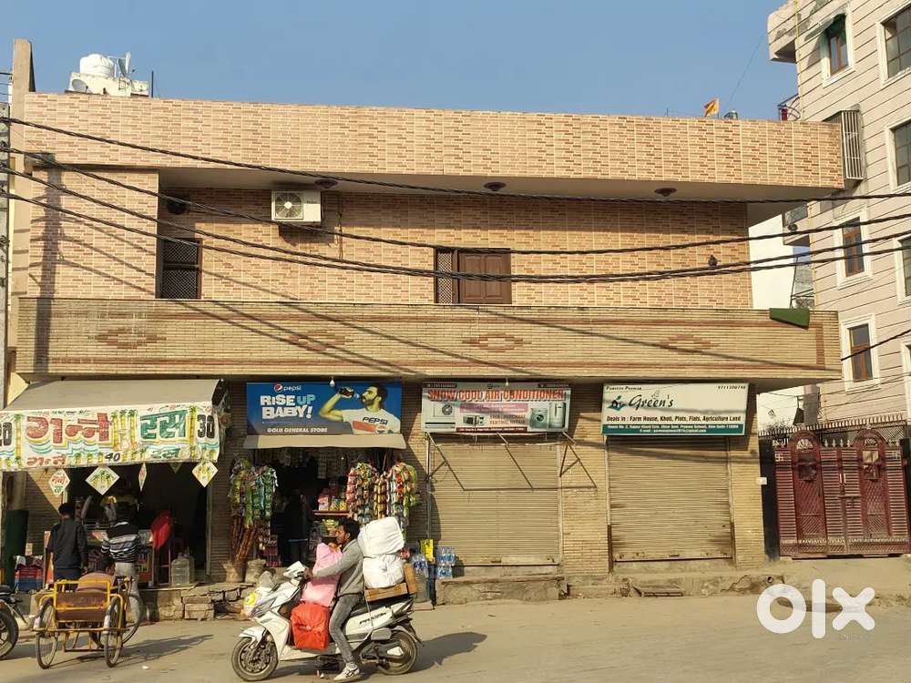 Ground floor Shop for rent in rajpur khurd extension Delhi 110068.