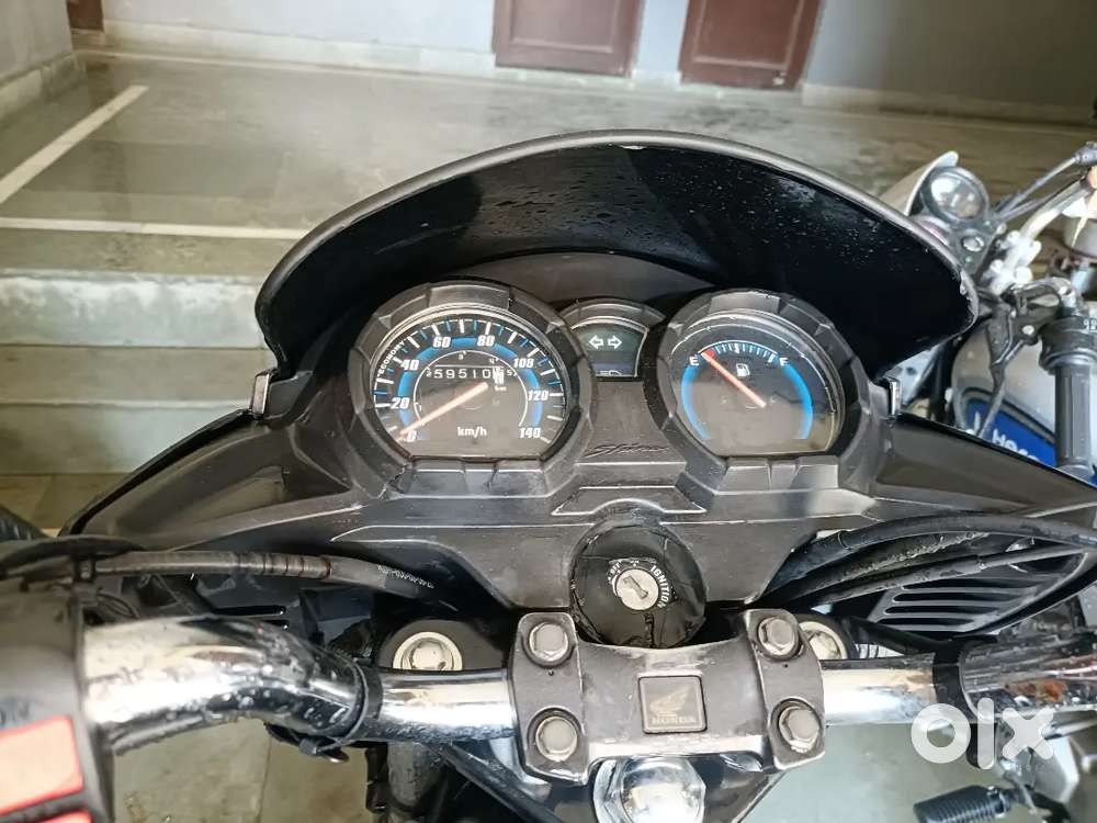 HONDA SHINE 125 black