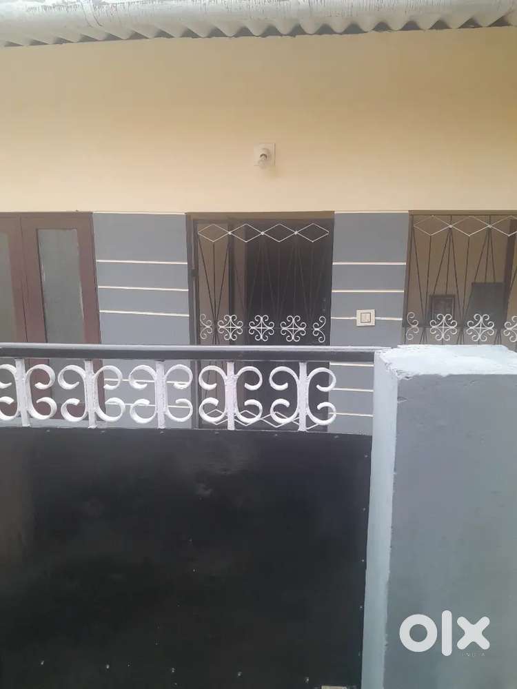 House for lease 500000 ,or rent 5000 single floor