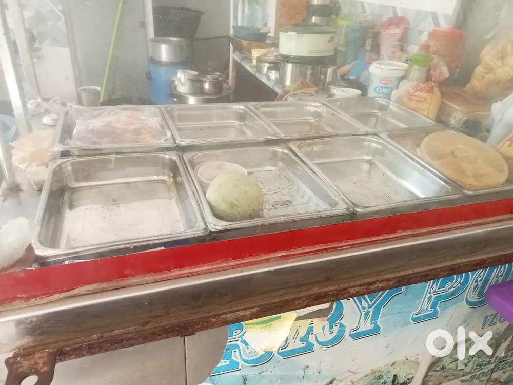 8container curry point stall