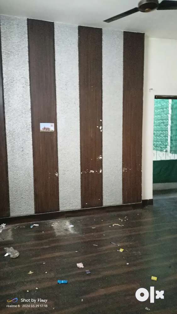 2 bhk flat available for office/ Students on first floor