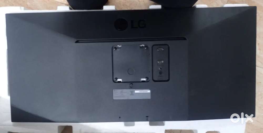 LG 34 inches Monitor 34W0500