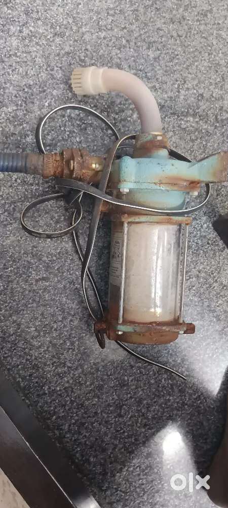 Water immersible pump
