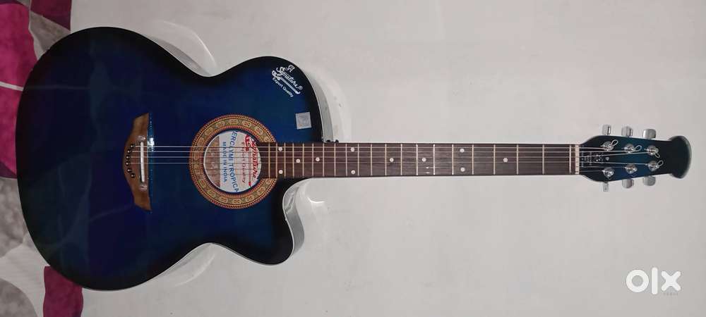 हमारा बडा गिटार बेचना है maintained best sound