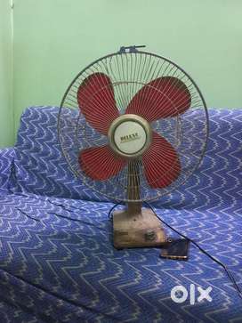 Usha Table Fan