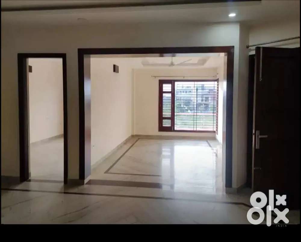 3BHK -10 Marla FF ( 98147--- 07506