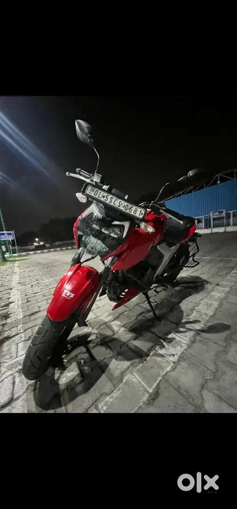 TVS Apache 1604V abs - km - 33500, perfect condition