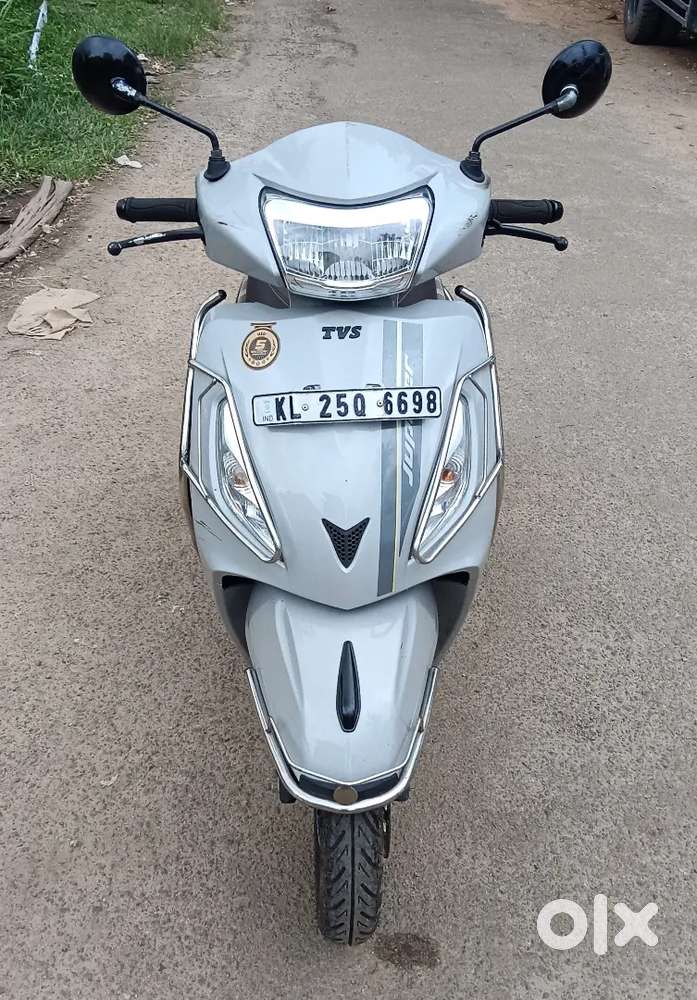 2023 TVS JUPITER CLASSIC DISC BS6