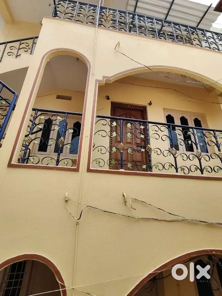 Flat for sale in Akkayyapalem
