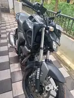 Yamaha FZv3 Black