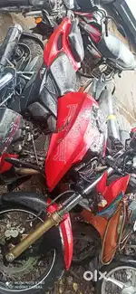 Best condition bike complet 0 maintanance RTR 200