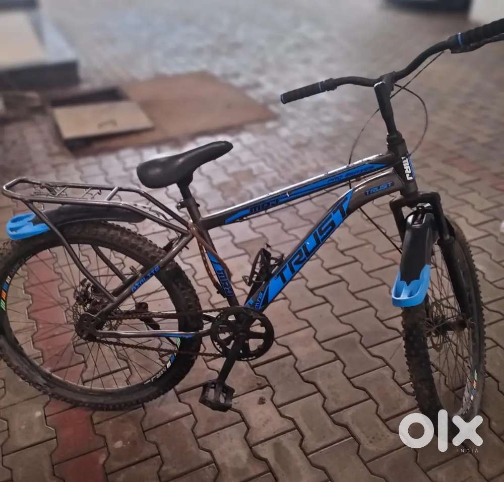 Blue and black colour cycle for boys