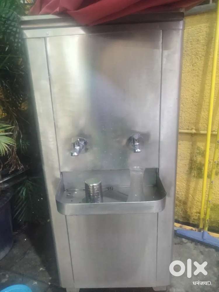 Water cooler
