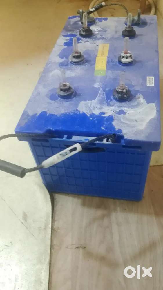 Inverter with battery