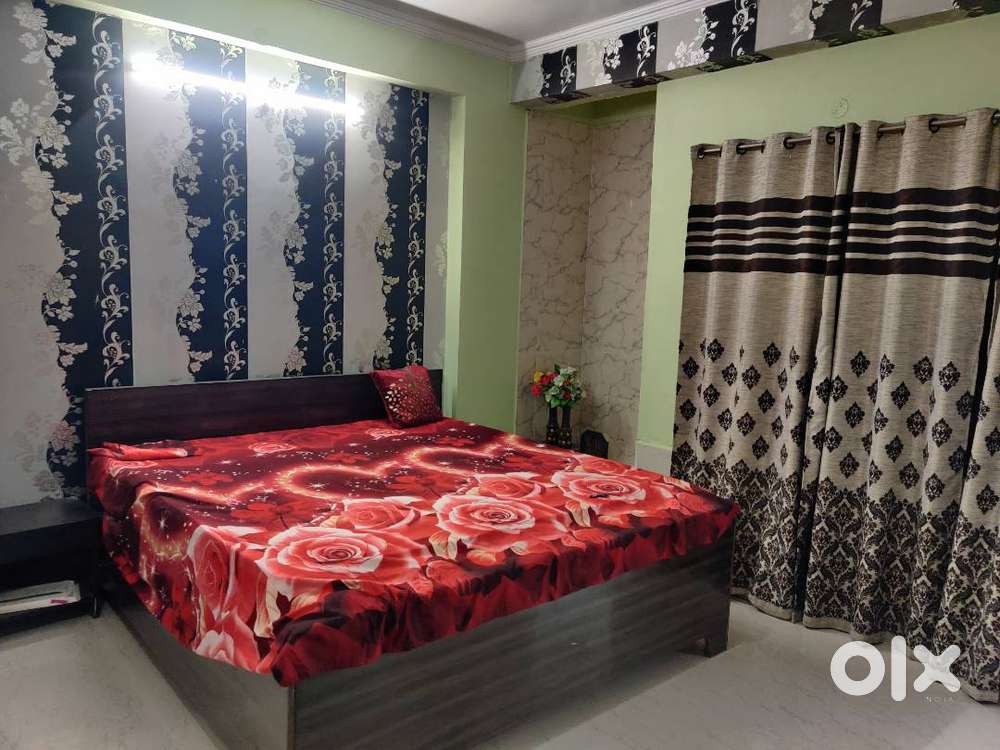 3 Bhk Flat avaialble at Prime Location with Gated Society and Security