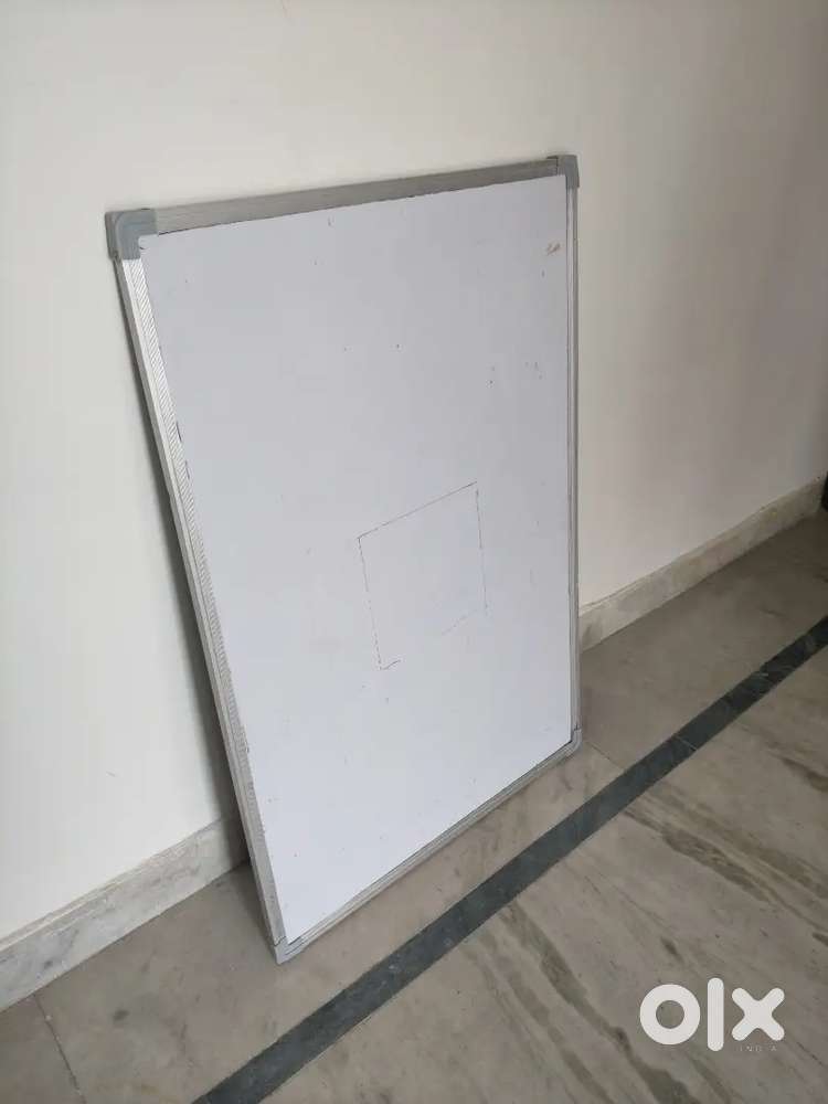 Double sided black and white board 60cm * 90 cm