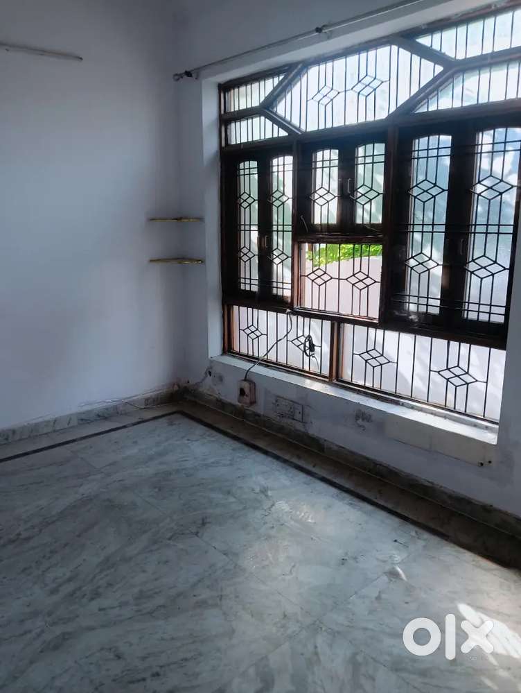 2bhk semi furnished house for rent in Vikas nagar