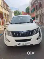 Mahindra XUV500 2.2 W10, 2017, Diesel