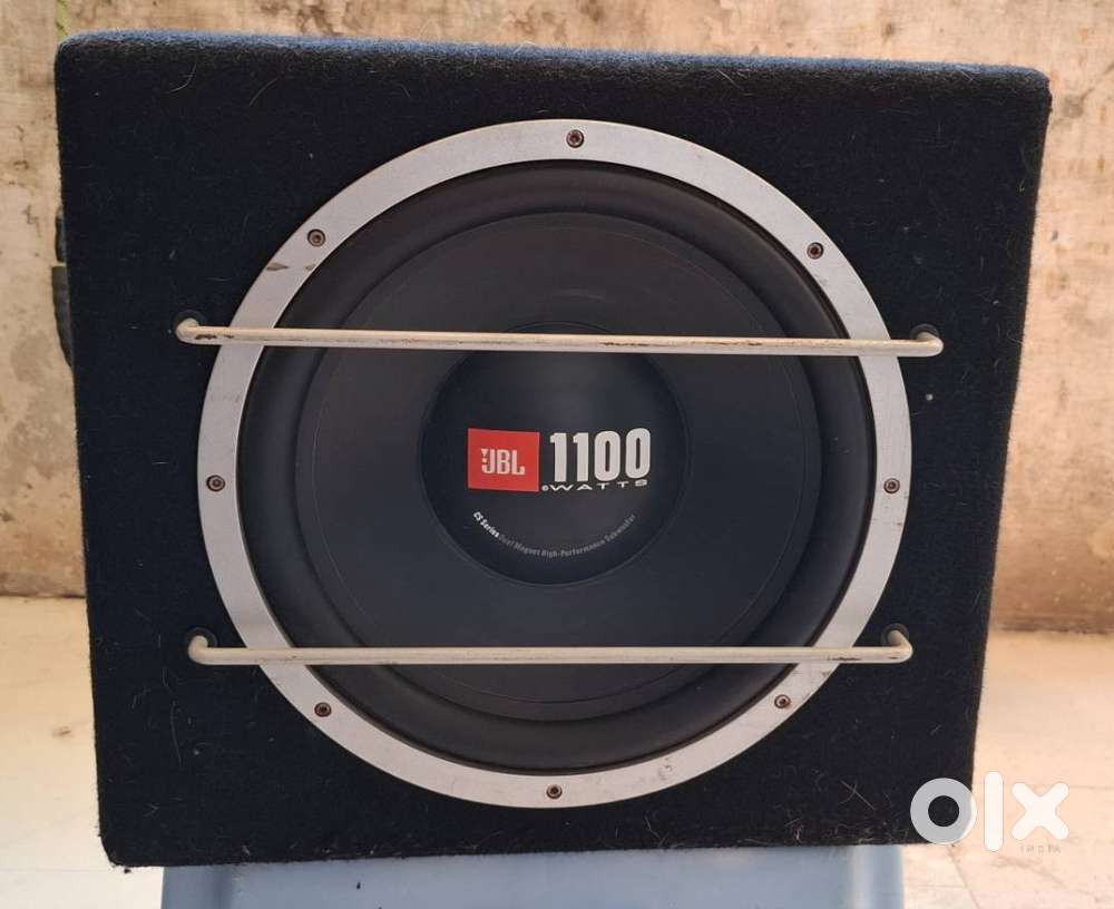 JBL Subwoofer 1100 W, 12 inch (300 mm)