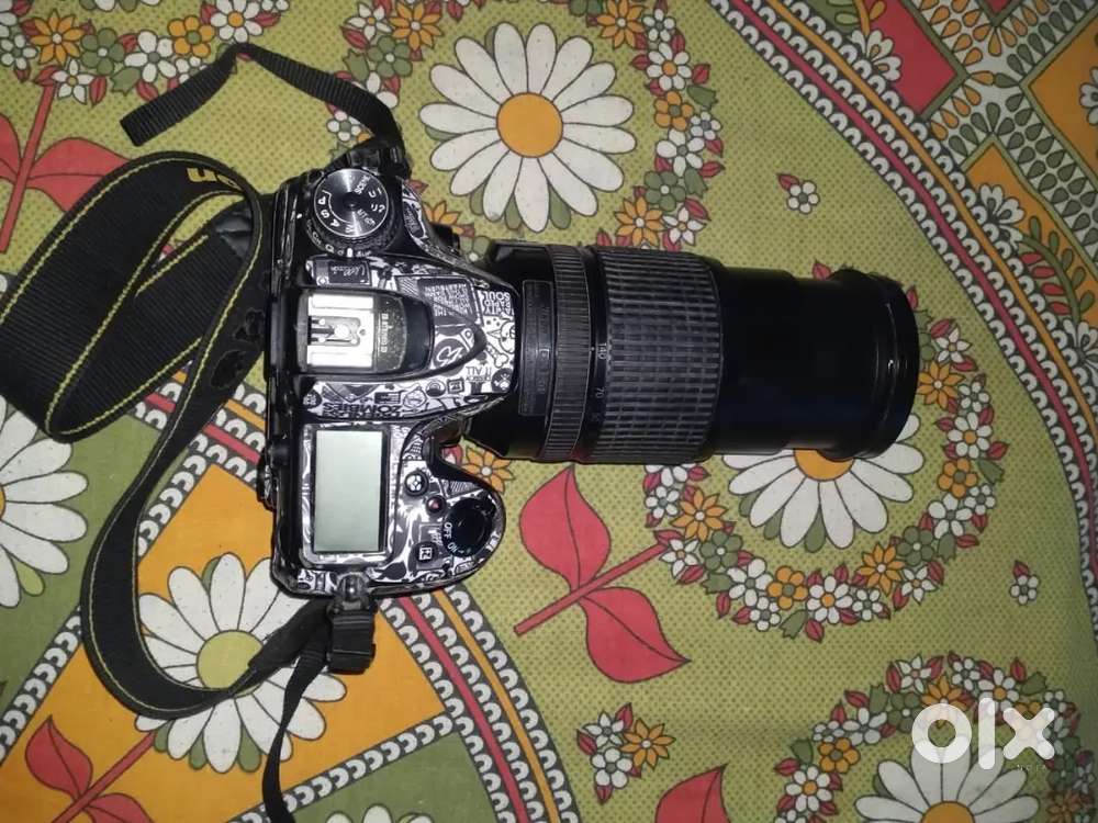 Nikon 7200