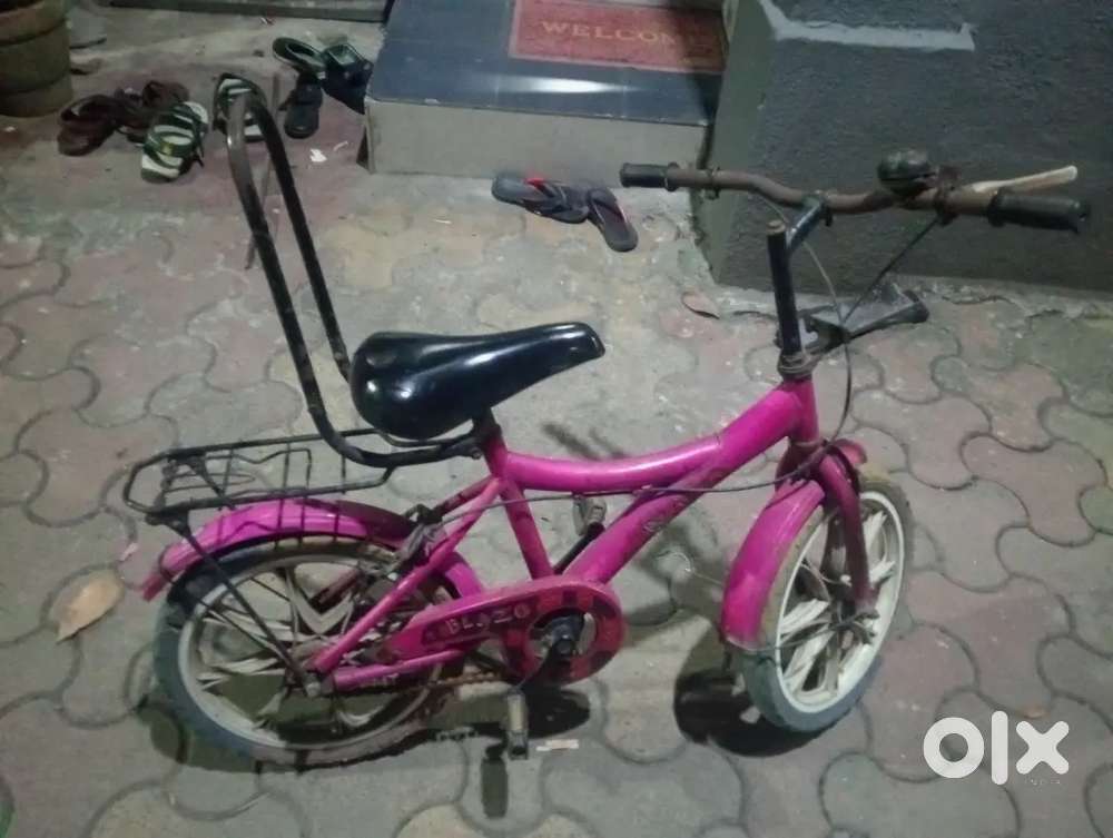 Hero blaze bycycle bechna hain.