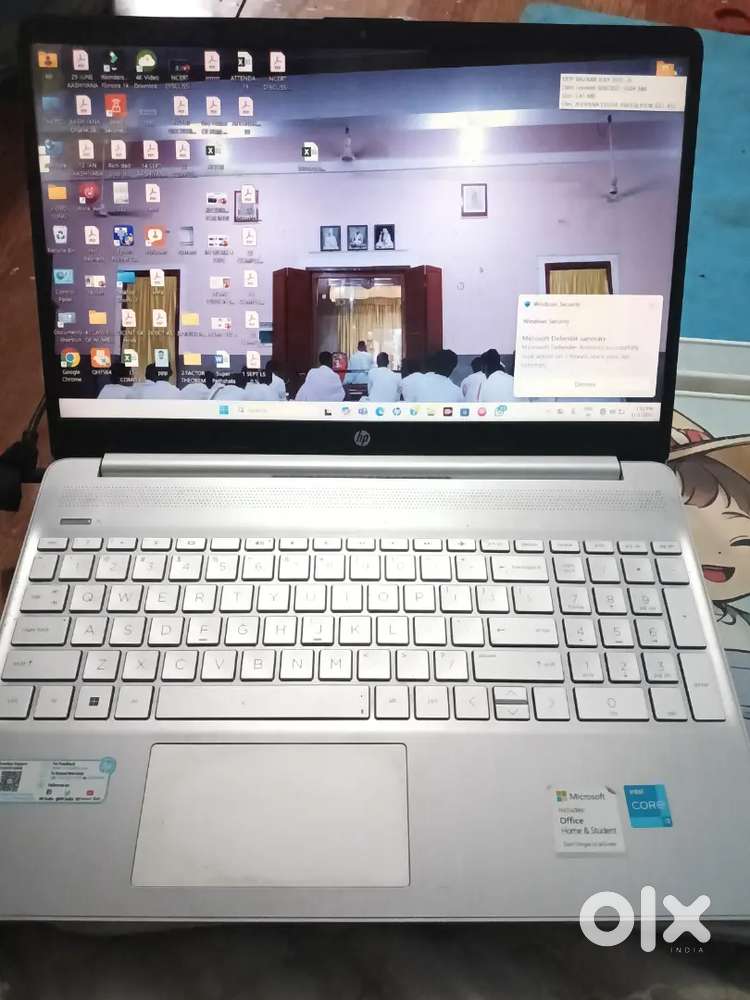 LAPTOP HP I3