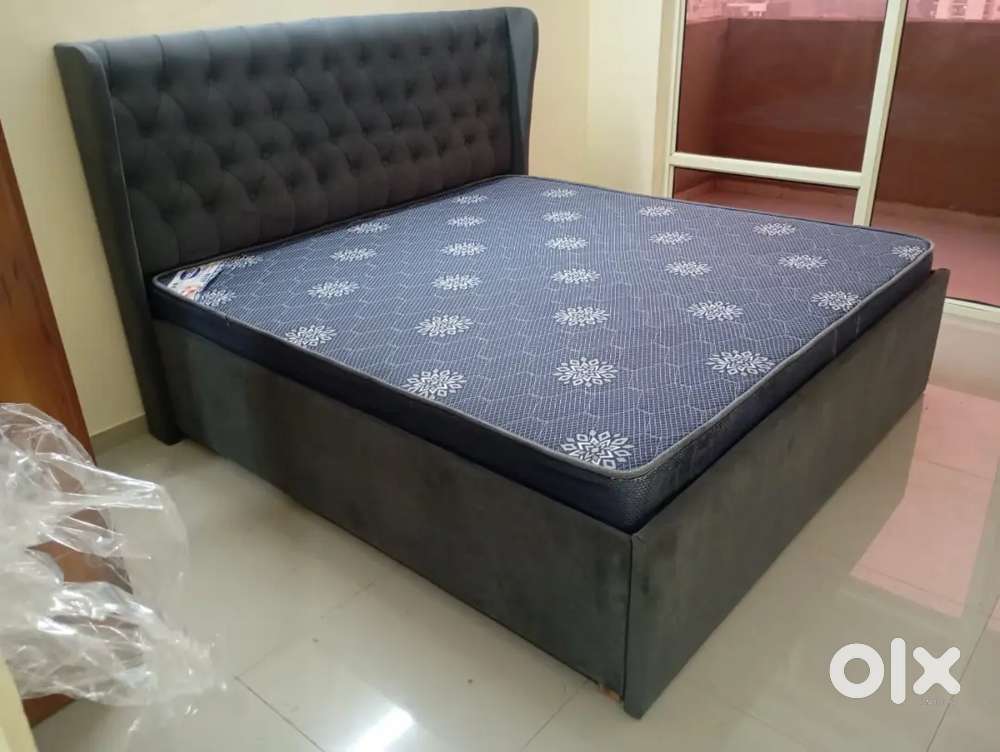 Almost New King Size Premium Double Mattress– Only 1 Month Old