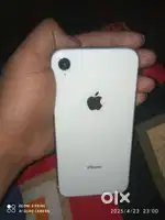 I phone xr bettry halth 83% 64 gb face I'd working all good bill H